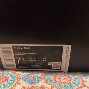 Nike Air Force 1 pixel